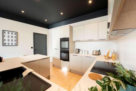 DaviesProperty-520StretfordRdPHOTOS-127.jpg