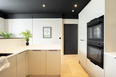 DaviesProperty-520StretfordRdPHOTOS-260.jpg