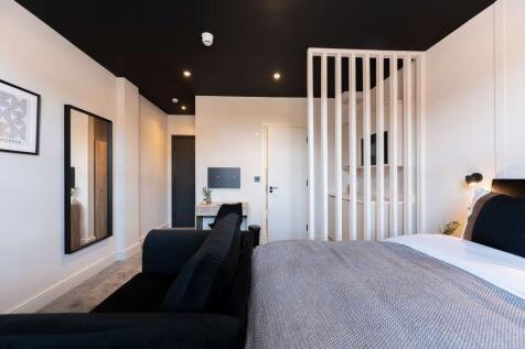 Room 7 - Ensuite