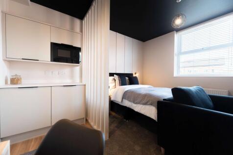 Room 7 - Ensuite