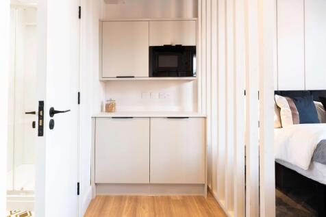 Room 7 - Ensuite