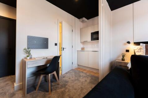 Room 7 - Ensuite