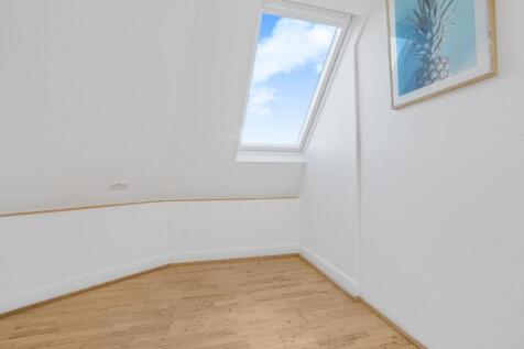 Flat E 1 Ickburgh Road-24.jpg