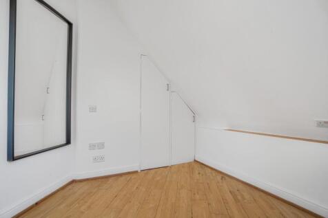 Flat E 1 Ickburgh Road-25.jpg