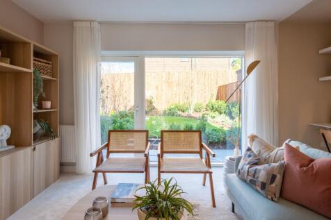Airie 1974 Showhome