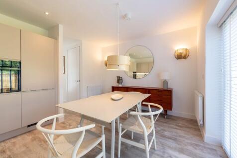 Show Home Airie