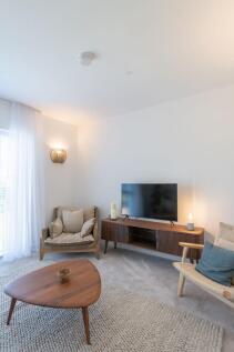 Show Home Airie