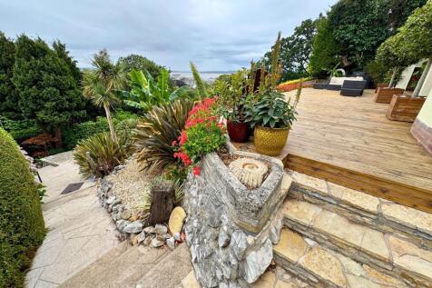 Front Terracing