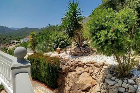 Property Image 4