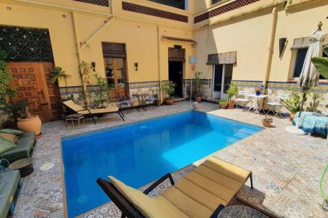 Property Image 4