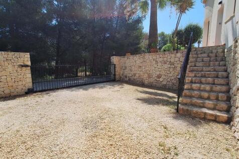 Property Image 35