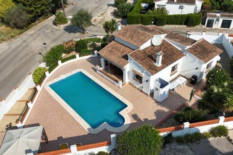 Property Image 4