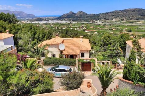 Property Image 4
