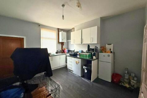 Kitchen part 1.jpg