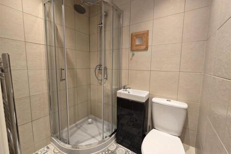 Bedroom One En-Suite