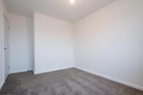 Bedroom 4.jpg