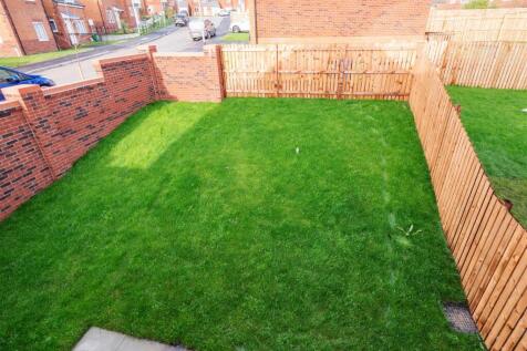 Renmore_External_Rear_Garden.jpg