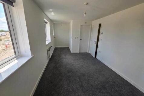 master bedroom 2.jpg