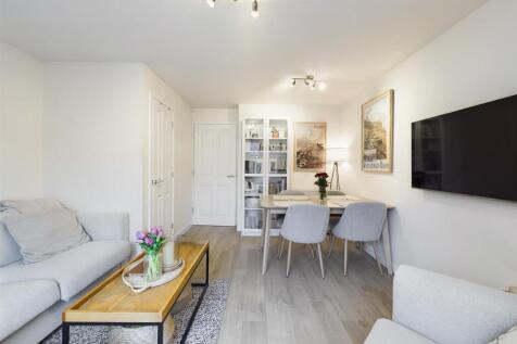 Living / Dining