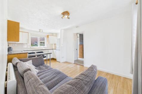 Kitchen / Living