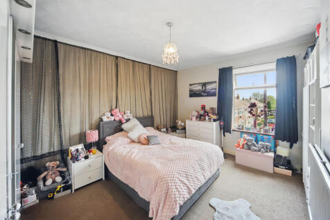 Main bedroom