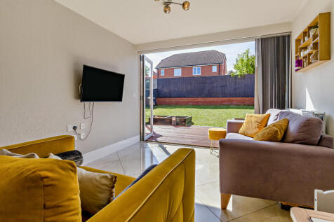 Dining Area/Snug