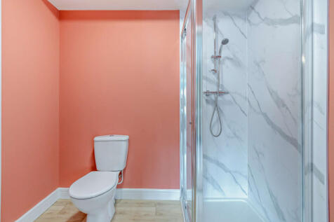 Bedroom 1 Ensuite