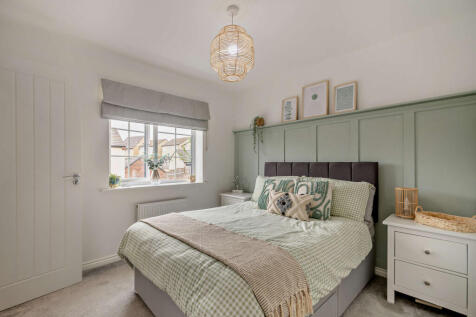 Main Bedroom