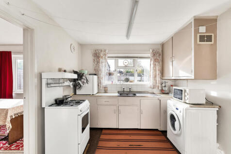 272 Coldhams Lane (8)