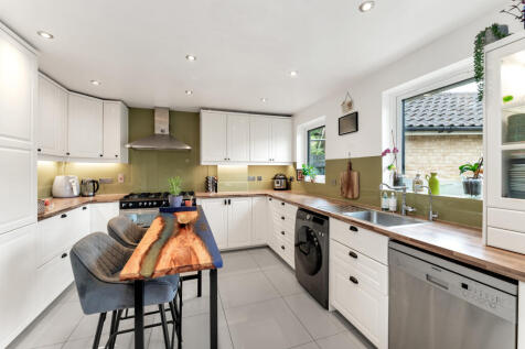 5 New Hall Lane, Cambourne (4)