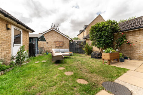 5 New Hall Lane, Cambourne (23)