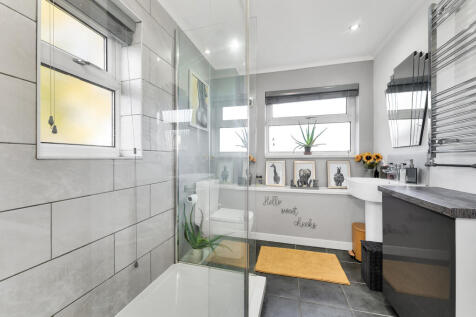 58 Hill Rise, St Ives (4).JPG