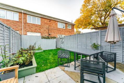 58 Hill Rise, St Ives (14).JPG