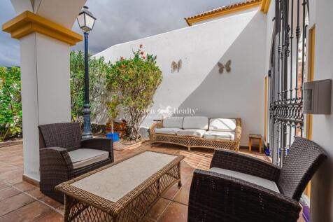 Property Image 100