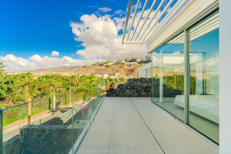 TERRAZA CON LA HABITACION 1