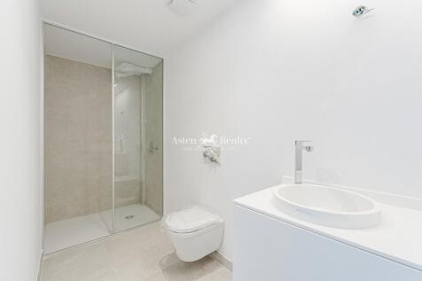 BAÑO CON HABITACION 6