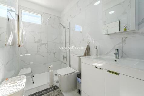 BAÑO PLANTA ALTA
