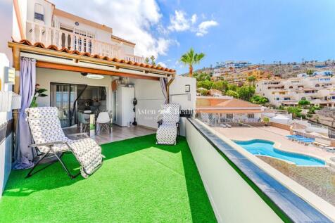 TERRAZA PLANTA BAJA