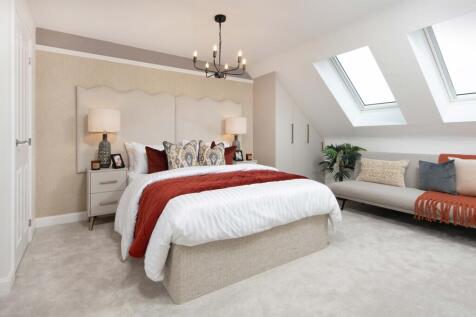 FRMAPTON BEDROOM 1