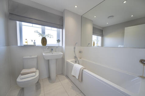 The Mayfield - Bishops Park II - Main Bathroom