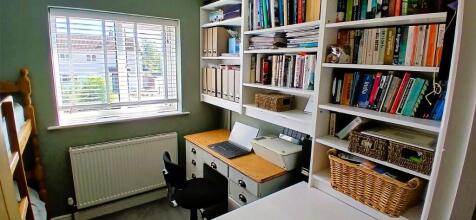 Bedroom/Office