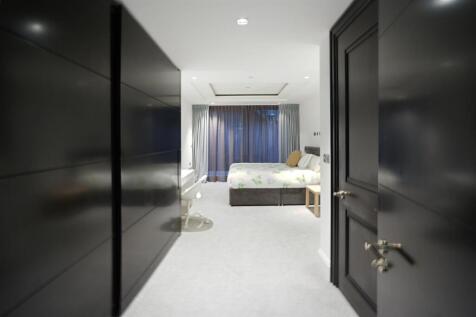 Master bed