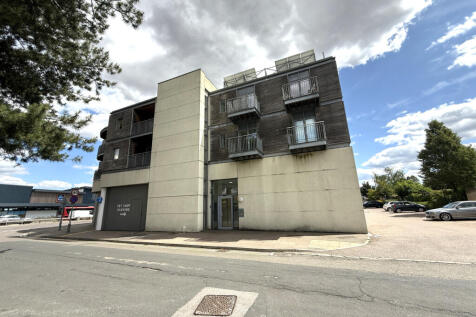 Goldlay Avenue, Chelmsford