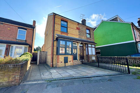 Upper Bridge Road, Chelmsford, Essex, CM2 0BA