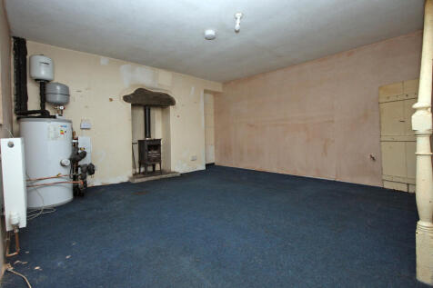 Lounge 1 Tyn Radd Rhiwlas -3 T202505021532.jpg