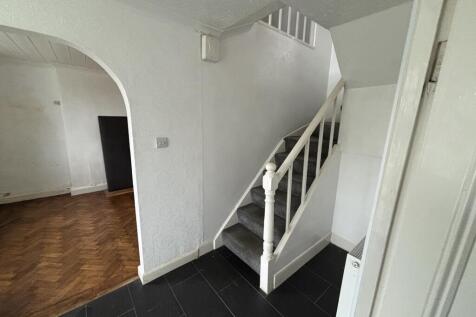 Hallway T202509181655.jpg