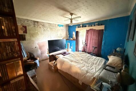 WhatsApp Image 2025-09-08 At 16.44.16 376f08d7 T202511121246.jpg