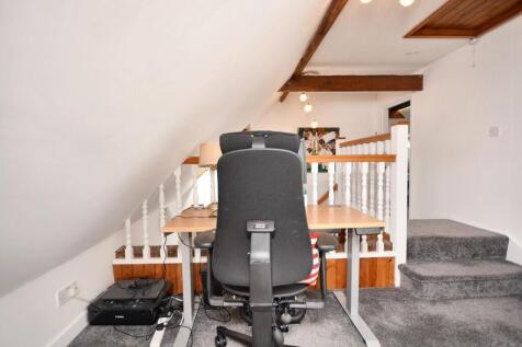 Landing/Study area