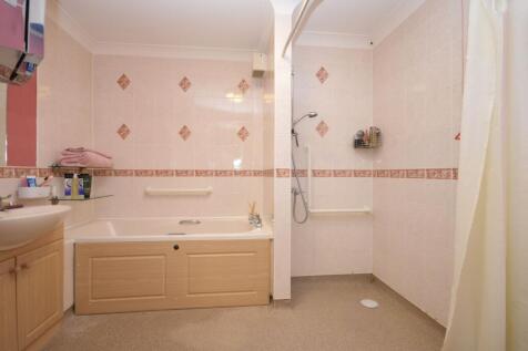 BATHROOM/WET ROOM