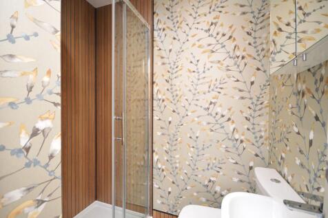 INTERNAL EN-SUITE